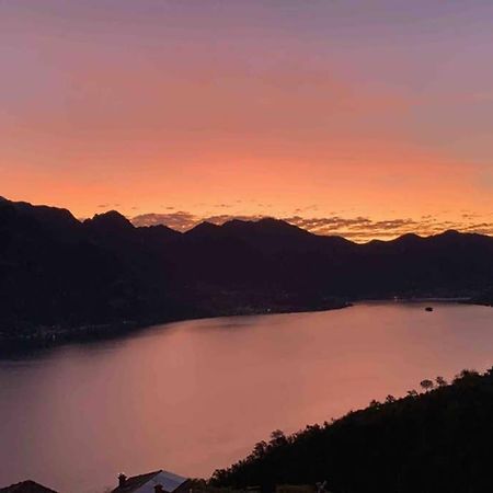 Cozy House On Iseo Lake 폰테노 외부 사진