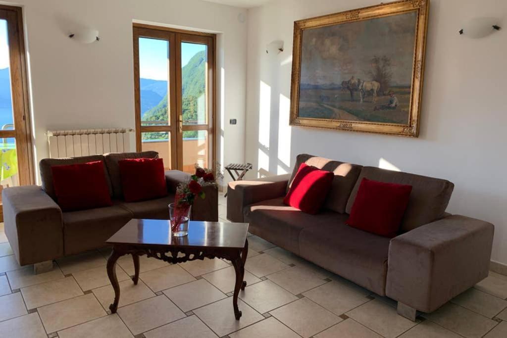 Cozy House On Iseo Lake 폰테노 외부 사진